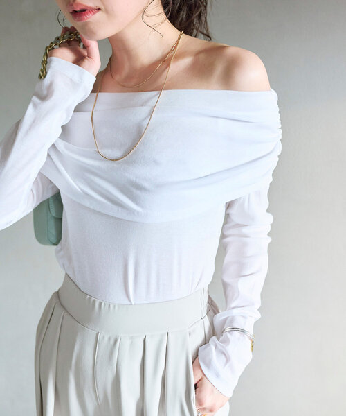 La boutique BonBon（ラブティックボンボン）の「【女子力UP！】シアーオフショルカットソー（Tシャツ/カットソー・レディース・ホワイト/ブラック/ミント・FREE）」の8枚目の写真