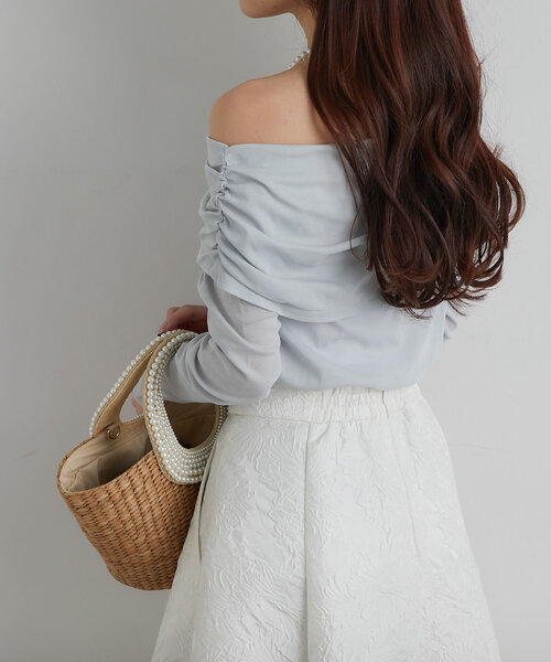 La boutique BonBon（ラブティックボンボン）の「【女子力UP！】シアーオフショルカットソー（Tシャツ/カットソー・レディース・ホワイト/ブラック/ミント・FREE）」の12枚目の写真