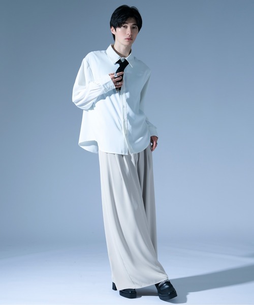 Ellno Loset（エルノロゼット）の「ノーブルクロスボウタイツキトロミシャツ/SETUP対応（シャツ/ブラウス・メンズ・ブルーグレー/オフホワイト/ブラック・MEDIUM/SMALL/LARGE）」の16枚目の写真