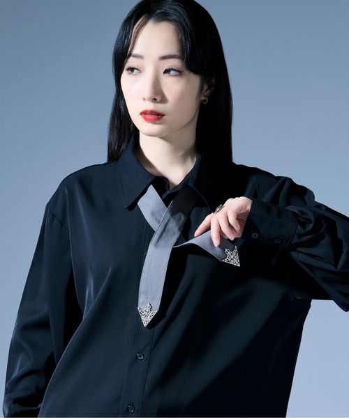 Ellno Loset（エルノロゼット）の「ノーブルクロスボウタイツキトロミシャツ/SETUP対応（シャツ/ブラウス・メンズ・ブルーグレー/オフホワイト/ブラック・MEDIUM/SMALL/LARGE）」の21枚目の写真