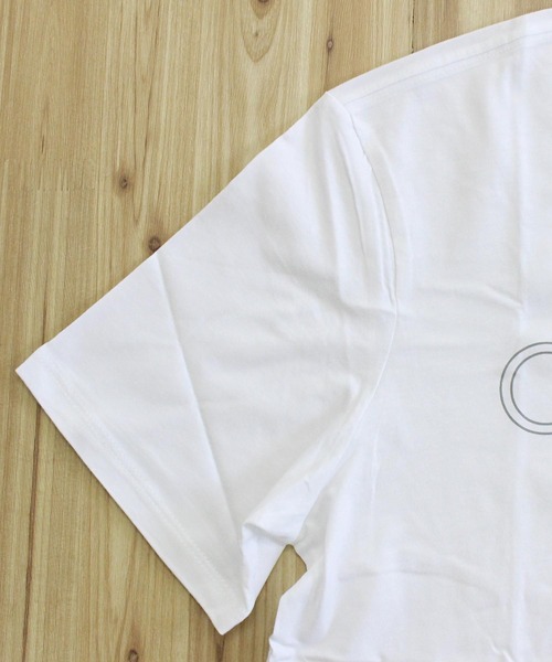 Calvin Klein(カルバン・クライン)の「CK ロゴテクスチャードボックスクルーネックTシャツ SS CK LOGO TEXTURED BOX CREWNECK TEE(Tシャツ/カットソー・メンズ・ホワイト・M/L/XL)」の5枚目の写真