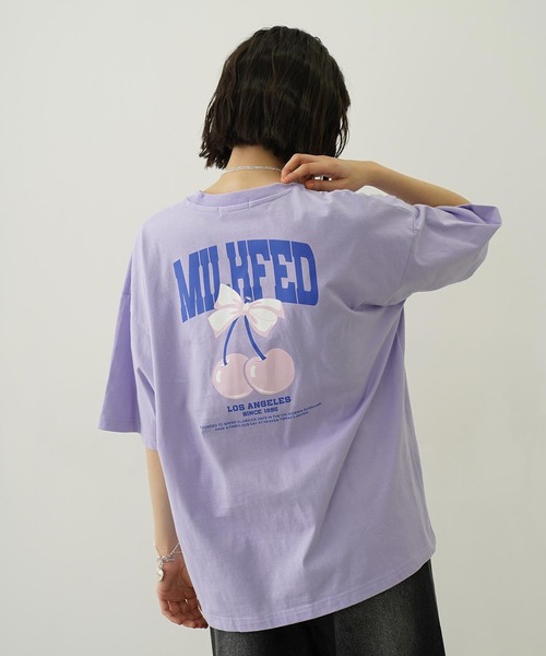 MILKFED.(ミルクフェド)の「CHERRY AND RIBBON WIDE S/S TEE(Tシャツ/カットソー・レディース・レッド/ホワイト/ライトパープル/チャコール・L/M)」の3枚目の写真