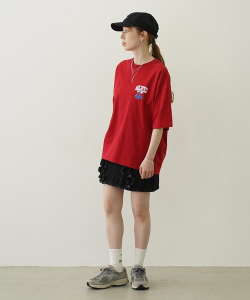 MILKFED.(ミルクフェド)の「CHERRY AND RIBBON WIDE S/S TEE(Tシャツ/カットソー・レディース・レッド/ホワイト/ライトパープル/チャコール・L/M)」の19枚目の写真