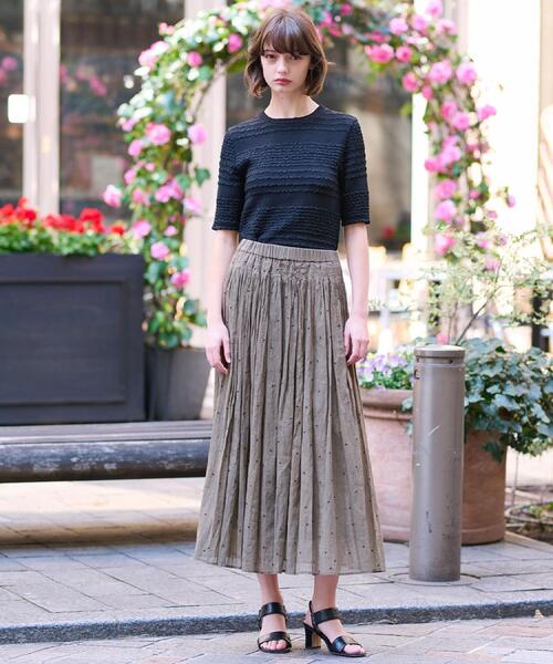 DRESSTERIOR(ドレステリア)の「【ウエストゴム/裏地あり】イージーウエストドット刺繍スカート(スカート・レディース・アイボリー/オリーブ・34/36/38/40)」の8枚目の写真