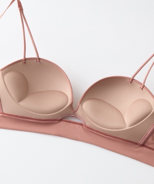 adidas（アディダス）の「adidas/アディダス ノンワイヤーブラ 吸汗速乾（スポーツブラ・レディース・ブラック/グレー系その他/ブラウン系その他/ベージュ系その他・MEDIUM/LARGE）」の20枚目の写真