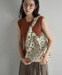 THE YOn（ザヨン）の「フラワーエンブロイダリーレーストート（トートバッグ・レディース）」