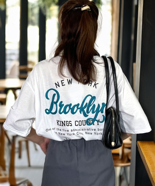 Candlestick(キャンドルスティック)の「レトロ ポップ サガラ刺繍 半袖 Tシャツ 韓国 ファッション ストリート(Tシャツ/カットソー・レディース・オフホワイト/ホワイト系1/ホワイト系2/ホワイト系4/ブラック系1/ブラック系2/ブラック系4/ブラック系5/ネイビー系1/ピンク系1/ミント/レモンイエロー/スミクロ/イエロー系その他/ホワイト系3/エメラルド/ブラック系3/ダークブラウン系/ダルブルー系1/ブラック系6/ダークグリーン系1/ホワイト系5/ライム・LL/M/L)」の7枚目の写真