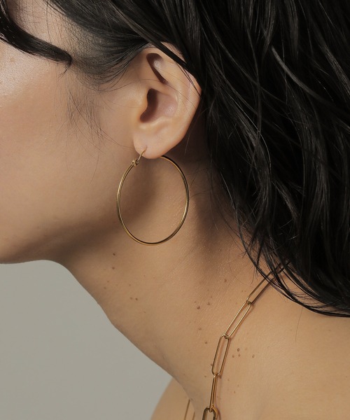ORLEAN(オルレアン)の「【ORLEAN】シンプルフープピアス 4cm(ピアス(両耳用)・レディース・シルバー/ゴールド・フリー)」の2枚目の写真