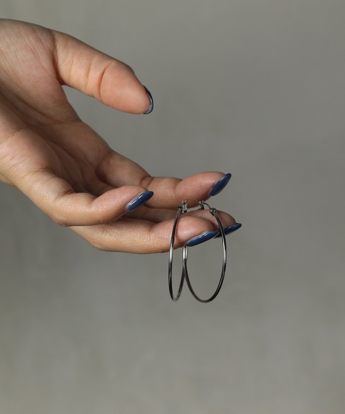 ORLEAN(オルレアン)の「【ORLEAN】シンプルフープピアス 4cm(ピアス(両耳用)・レディース・シルバー/ゴールド・フリー)」の14枚目の写真