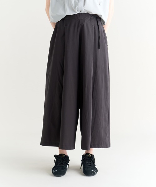 NANGA(ナンガ)の「EXCURSION WIDE PANTS W/エクスカーションワイドパンツ( ウィメンズ)(その他パンツ・レディース・グリーン/ブラック・S/M/L)」の6枚目の写真