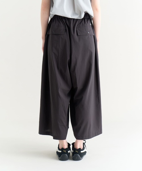 NANGA(ナンガ)の「EXCURSION WIDE PANTS W/エクスカーションワイドパンツ( ウィメンズ)(その他パンツ・レディース・グリーン/ブラック・S/M/L)」の8枚目の写真