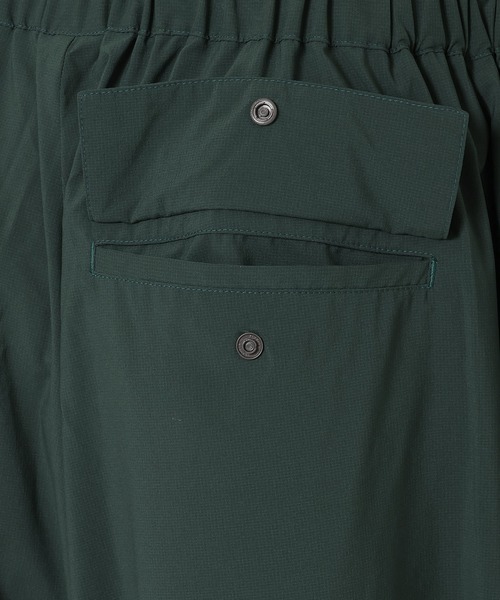 NANGA(ナンガ)の「EXCURSION WIDE PANTS W/エクスカーションワイドパンツ( ウィメンズ)(その他パンツ・レディース・グリーン/ブラック・S/M/L)」の16枚目の写真