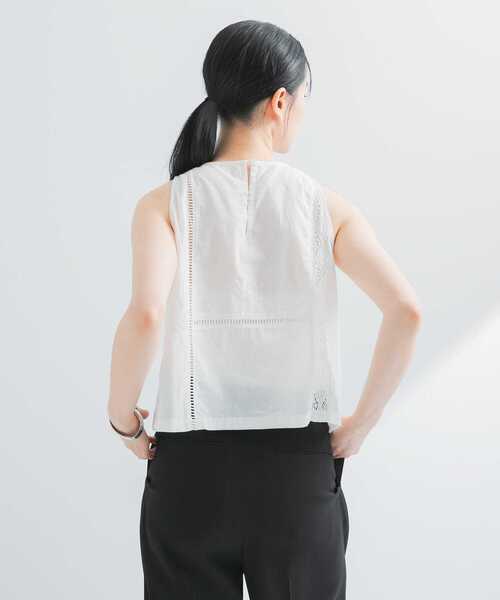 URBAN RESEARCH(アーバンリサーチ)の「パッチワークレーストップス(ベスト・レディース・オフホワイト/ブラック・FREE)」の13枚目の写真