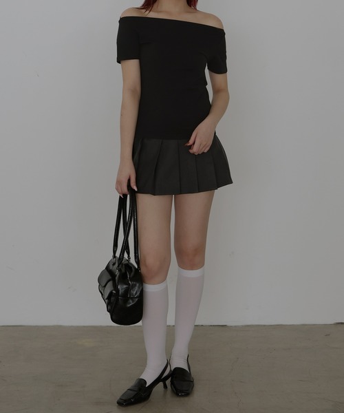 Mili affinity(ミリアフィニティー)の「2WAY半袖オフショルダートップス(Tシャツ/カットソー・レディース・チャコール/ブラック/オフホワイト/ブルー・FREE)」の8枚目の写真