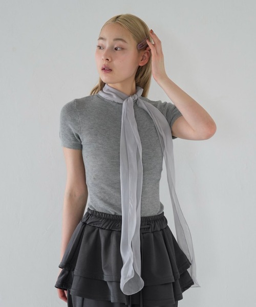 Uenui(ウニュイ)の「volume ribbon tops(Tシャツ/カットソー・レディース・アイボリー/グレー/パープル/ライトブルー/ブラック・FREE)」の4枚目の写真