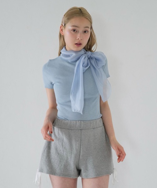 Uenui(ウニュイ)の「volume ribbon tops(Tシャツ/カットソー・レディース・アイボリー/グレー/パープル/ライトブルー/ブラック・FREE)」の1枚目の写真