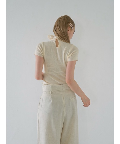 Uenui(ウニュイ)の「volume ribbon tops(Tシャツ/カットソー・レディース・アイボリー/グレー/パープル/ライトブルー/ブラック・FREE)」の7枚目の写真