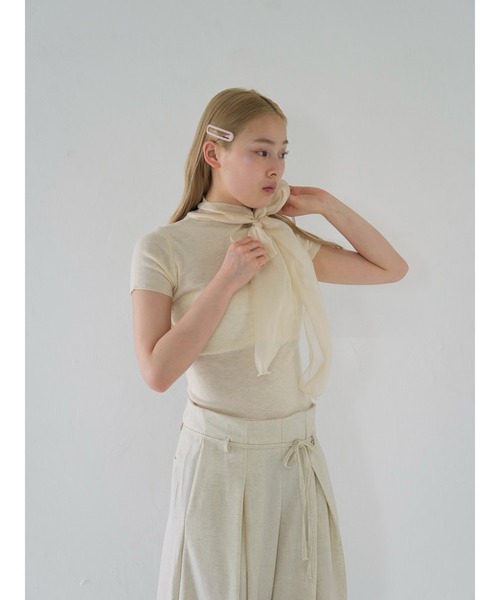 Uenui(ウニュイ)の「volume ribbon tops(Tシャツ/カットソー・レディース・アイボリー/グレー/パープル/ライトブルー/ブラック・FREE)」の8枚目の写真