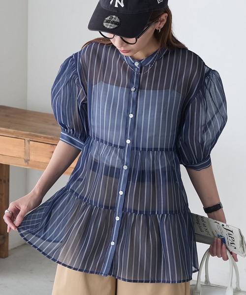 BONLECILL(ボンルシール)の「アソート柄シアーティアードバンドカラーブラウス(シャツ/ブラウス・レディース・ネイビー/ブラウン/ブラック/ブルー・FREE)」の5枚目の写真