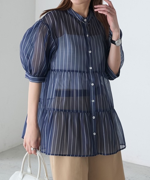 BONLECILL(ボンルシール)の「アソート柄シアーティアードバンドカラーブラウス(シャツ/ブラウス・レディース・ネイビー/ブラウン/ブラック/ブルー・FREE)」の6枚目の写真