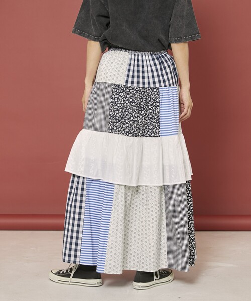 人気のクリスマスアイテムがいっぱい！ Freada/フリーダ パッチワーク フリルスカート（スカート スカート
