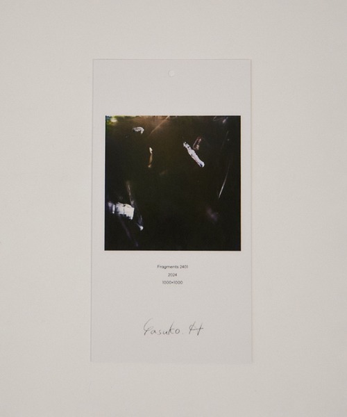 SALON adam et rope'（サロン アダム エ ロペ）の「YASUKO HIRANO ARTプリントシルクスカーフ（バンダナ/スカーフ・レディース・ダークグリーン/ライトグレー・FREE）」の17枚目の写真