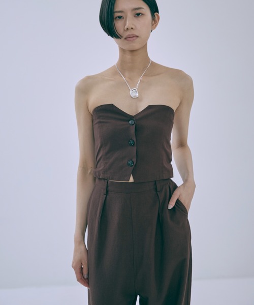 EN NEUME(エンノイム)の「Heritage Bandeau Jumpsuit(サロペット/オーバーオール・レディース・ブラウン/イエロー・1/0)」の6枚目の写真