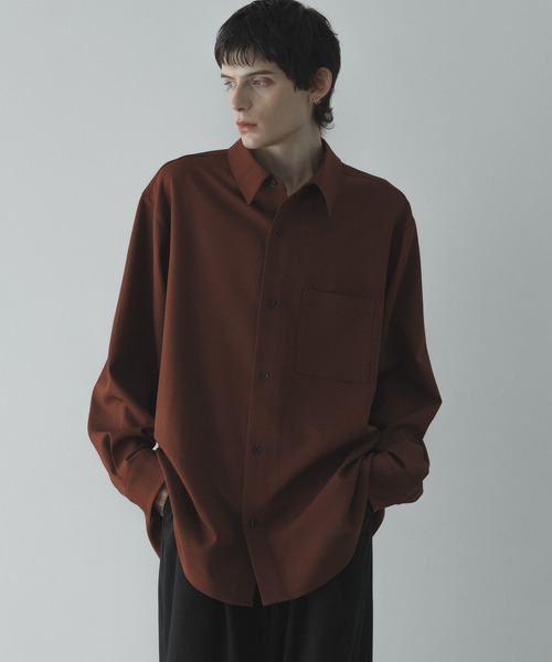 remer（リメール）の「loose basic oversize shirt - heather drape / ルーズベーシックオーバーサイズシャツ（ヘザードレープ）（シャツ/ブラウス・メンズ・ブラック/ダークブラウン/モカ/テラコッタ/ブラック系その他/マスタード/ダークブルー/グレー系その他・SMALL/X-SMALL/LARGE/MEDIUM）」の7枚目の写真