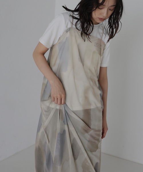 hellam(へラム)の「ニュアンスシアーキャミワンピース(ワンピース・レディース・ブラックミックス/アイボリー/ブラック・FREE)」の15枚目の写真