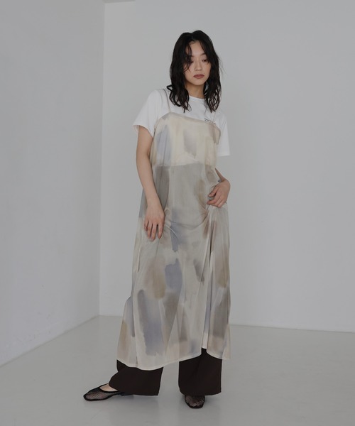 hellam(へラム)の「ニュアンスシアーキャミワンピース(ワンピース・レディース・ブラックミックス/アイボリー/ブラック・FREE)」の16枚目の写真