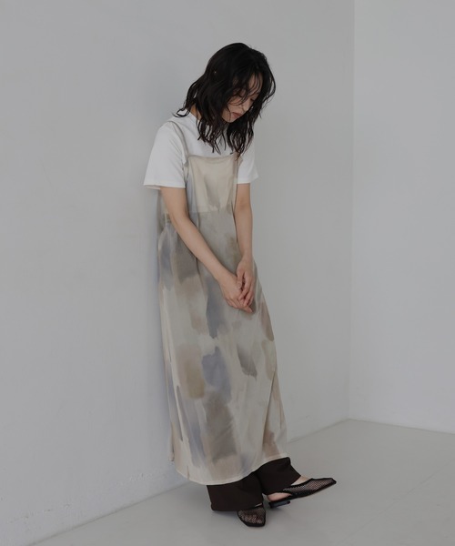 hellam(へラム)の「ニュアンスシアーキャミワンピース(ワンピース・レディース・ブラックミックス/アイボリー/ブラック・FREE)」の17枚目の写真