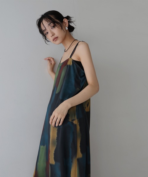 hellam(へラム)の「ニュアンスシアーキャミワンピース(ワンピース・レディース・ブラックミックス/アイボリー/ブラック・FREE)」の8枚目の写真