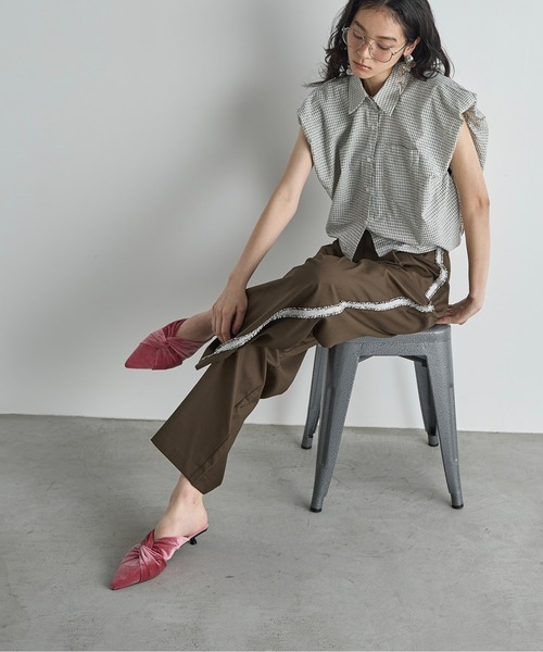 THE YOn（ザヨン）の「ツイストドレープアッパーベロアサンダル（サンダル・レディース・ピンク/ブラウン/グリーン・37/38/39）」の11枚目の写真