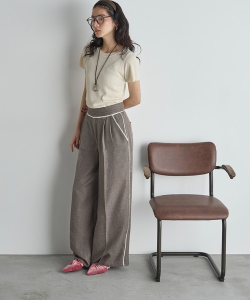 THE YOn（ザヨン）の「ツイストドレープアッパーベロアサンダル（サンダル・レディース・ピンク/ブラウン/グリーン・37/38/39）」の4枚目の写真