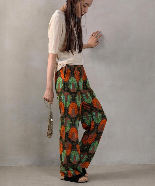 ✂️アフリカ布✂️気分が上がる⤴︎リラックスパンツ ✂️アフリカ布✂️気分が上がる⤴︎カラフルなリラックスパンツ