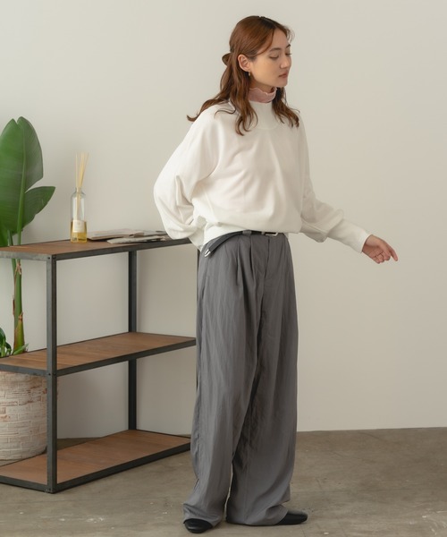 AO2（アオズ）の「Two-Tuck Slacks / 2タックスラックス（スラックス・レディース・グレー/アイボリー・1/L/M）」の8枚目の写真