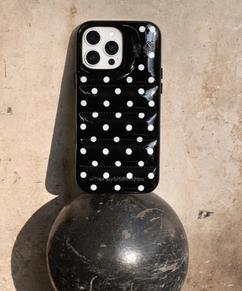 URBAN SOPHISTICATION iPhoneケース ドット 水玉 ブラック URBAN SOPHISTICATION iPhoneケース ドット 水玉 ブラック
