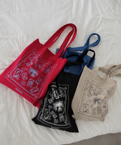 VACANCY（ヴァカンシー）の「【5周年記念】オリジナルタロット風トートバッグ（トートバッグ・レディース・ブラック/レッド/ブルー/アイボリー・FREE）」の5枚目の写真