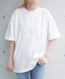 SWITCH BY ARCH（スイッチバイアーチ）の「【ARC】【SWITCH by ARCH】エンボス ロゴ Tシャツ（Tシャツ/カットソー）」
