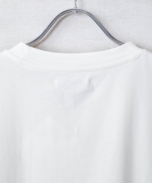 SWITCH BY ARCH(スイッチバイアーチ)の「【ARC】【SWITCH by ARCH】エンボス ロゴ Tシャツ(Tシャツ/カットソー・レディース・ブラック/グレイッシュベージュ/ホワイト・FREE)」の14枚目の写真