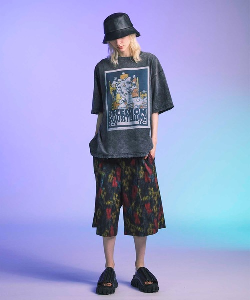 MAISON SPECIAL（メゾンスペシャル）の「《UNISEX》【ART SERIES】「Egon Schiele」Prime-Over Crew Neck T-Shirt/「エゴン・シーレ」プライムオーバークルーネックTシャツ【MAISON SPECIAL/メゾンスペシャル】（Tシャツ/カットソー・メンズ・チャコールグレー/ダークブラック/ブラック・1/2）」の8枚目の写真