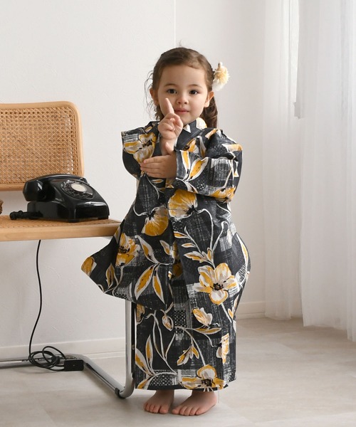utatane（ウタタネ）の「キッズ浴衣3点セット ニコアンティーク かすれアネモネ ブラック×マスタード（浴衣・キッズ・ブラック・100cm/110cm/120cm/130cm）」の11枚目の写真