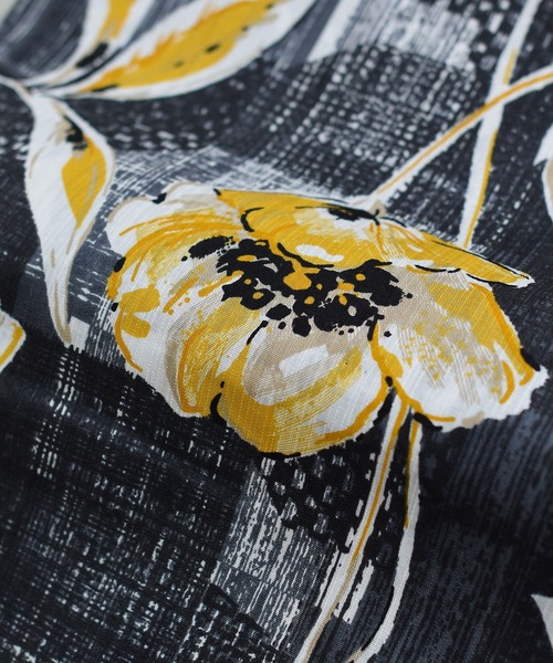 utatane（ウタタネ）の「キッズ浴衣3点セット ニコアンティーク かすれアネモネ ブラック×マスタード（浴衣・キッズ・ブラック・100cm/110cm/120cm/130cm）」の3枚目の写真