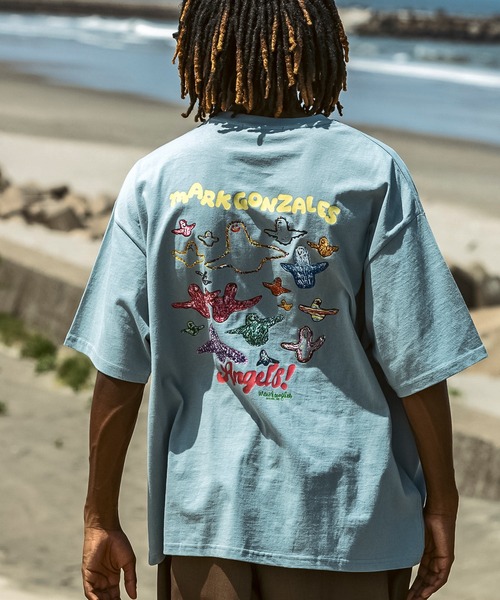 Mark Gonzales(マーク・ゴンザレス)の「【WEB・直営店限定】MARK GONZALES ARTWORK COLLECTION(マーク ゴンザレス)バックプリント バックロゴ 半袖Tシャツ ロゴTシャツ 3type/4colors(Tシャツ/カットソー・メンズ・ホワイト系1/ホワイト系2/ホワイト系3/ブラック系1/ブラック系2/ブラック系3/グリーン系1/グリーン系2/グリーン系3/ブルー系1/ブルー系2/ブルー系3・M/L/XL)」の9枚目の写真
