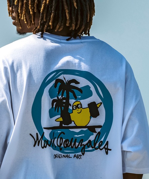 Mark Gonzales(マーク・ゴンザレス)の「【WEB・直営店限定】MARK GONZALES ARTWORK COLLECTION(マーク ゴンザレス)バックプリント バックロゴ 半袖Tシャツ ロゴTシャツ 3type/4colors(Tシャツ/カットソー・メンズ・ホワイト系1/ホワイト系2/ホワイト系3/ブラック系1/ブラック系2/ブラック系3/グリーン系1/グリーン系2/グリーン系3/ブルー系1/ブルー系2/ブルー系3・M/L/XL)」の15枚目の写真
