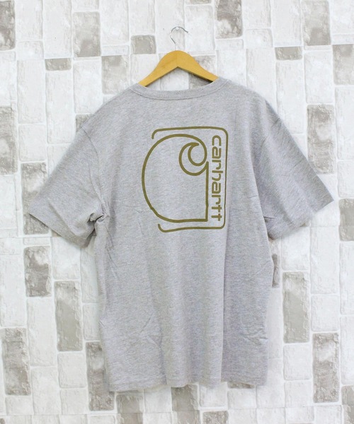 Carhartt（カーハート）の「リラックスフィット BIGロゴ バックプリント グラフィックTシャツ Relaxd Fit Lightweight Short-Sleeve Pocket C Graphic T-Shirt（Tシャツ/カットソー・メンズ・ベージュ/ブラック/グレー/ブルー・S/M/L/XL）」の3枚目の写真