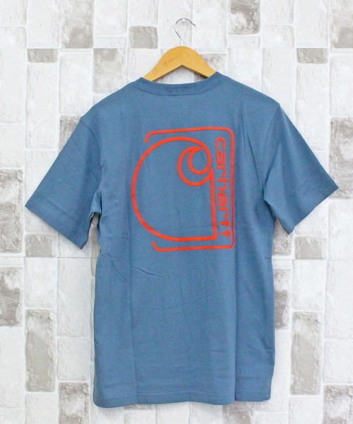 Carhartt（カーハート）の「リラックスフィット BIGロゴ バックプリント グラフィックTシャツ Relaxd Fit Lightweight Short-Sleeve Pocket C Graphic T-Shirt（Tシャツ/カットソー・メンズ・ベージュ/ブラック/グレー/ブルー・S/M/L/XL）」の4枚目の写真