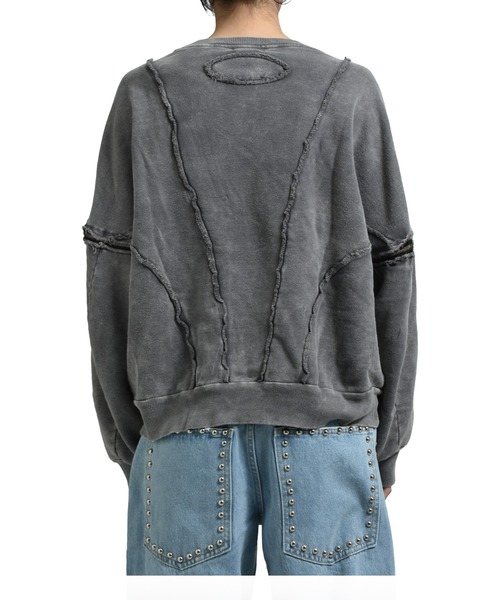 VIVAMUS（ヴィヴァムス）の「SPLIT SWEAT CREWNECK（スウェット・レディース・グレー・OS）」の2枚目の写真