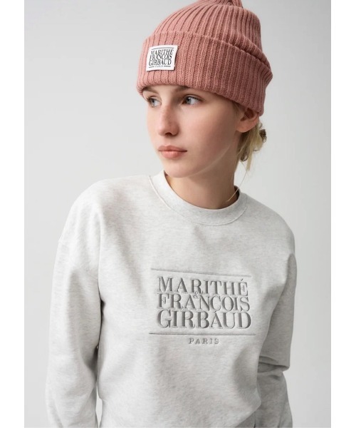 MARITHE + FRANCOIS GIRBAUD（マリテフランソワジルボー）の「W CLASSIC LOGO CROP SWEATSHIRT（スウェット・レディース・クリーム/オートミール/ライトピンク/ヘザーグレー/ベージュ/ネイビー・SMALL/MEDIUM）」の2枚目の写真