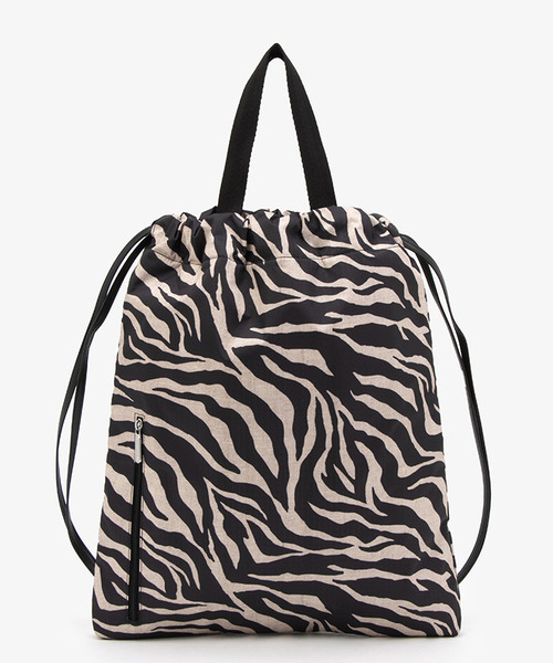 LeSportsac(レスポートサック)の「TH CITY KNAPSACK アップタウンラフィアゼブラ/ブラック(バックパック/リュック・レディース・ブラウン・FREE)」の7枚目の写真